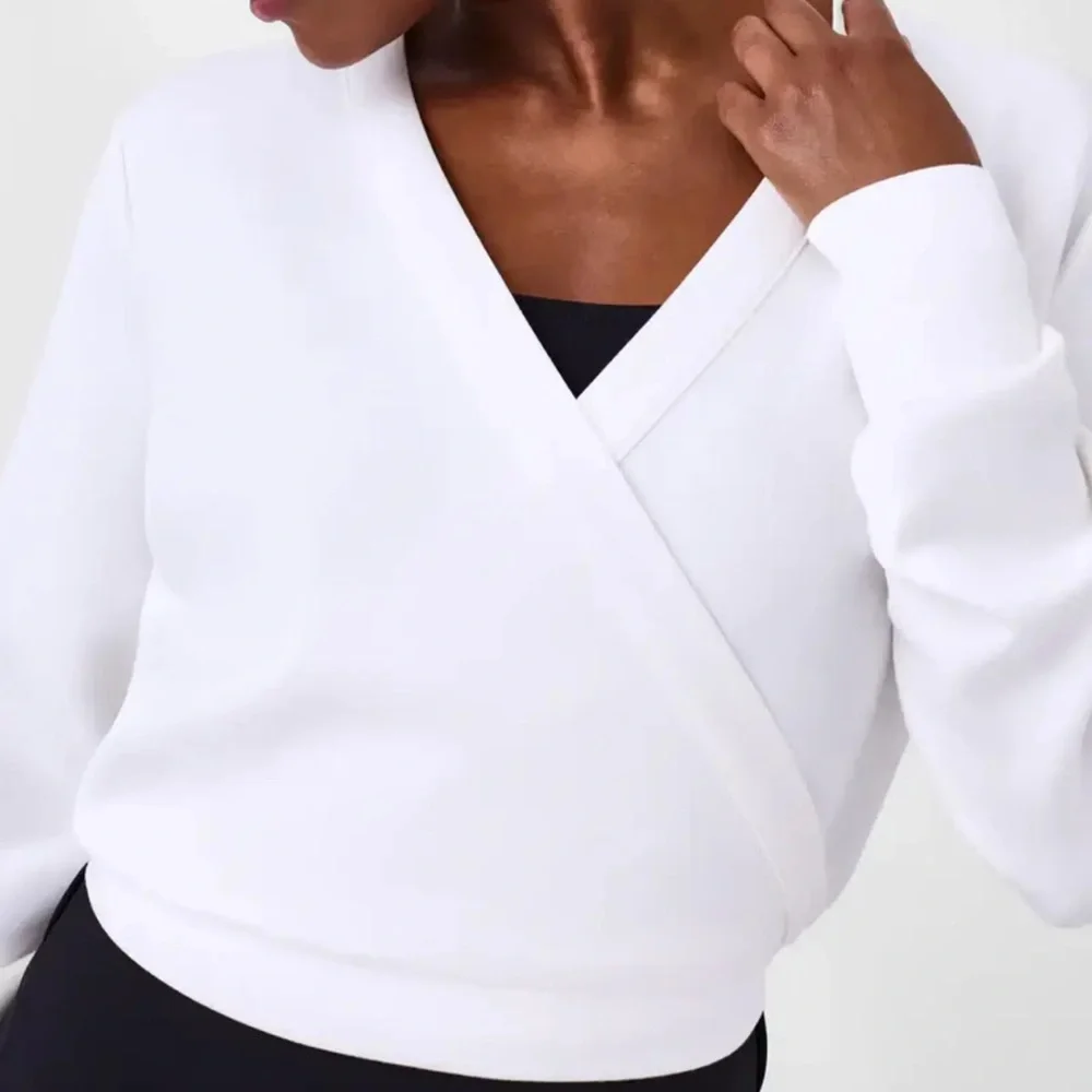 SPANX AirEssentials Ballet Wrap in Powder, Size XL - Picture 2 of 8